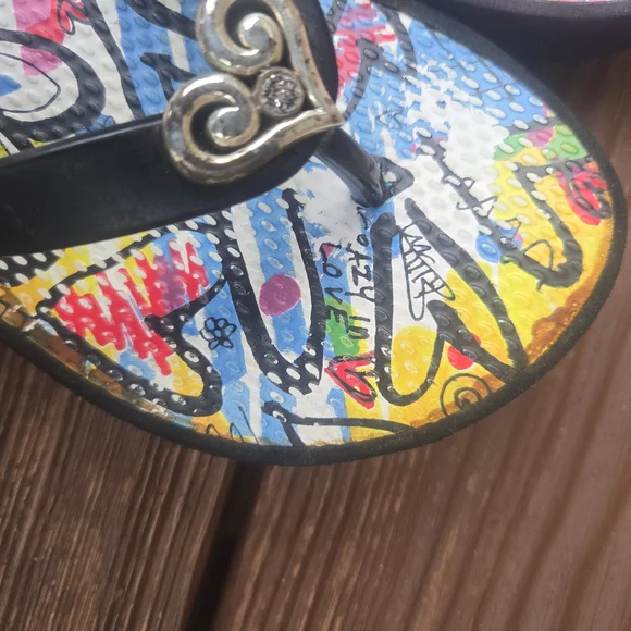 Brighton Multicolor Flip Flops with Black Straps - Picture 5 of 10